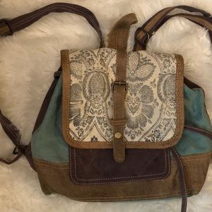Myra backpack